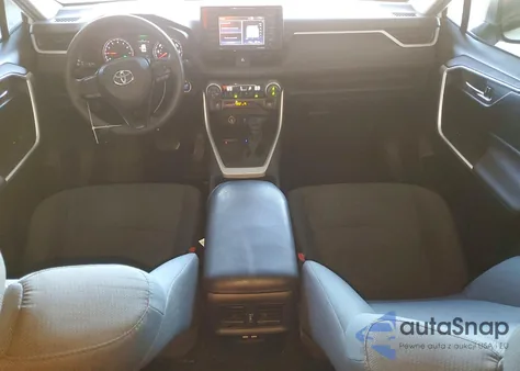 2021 Toyota Rav4 Xle z USA, uszkodzony, nr VIN 2T3W1RFV9MC163019